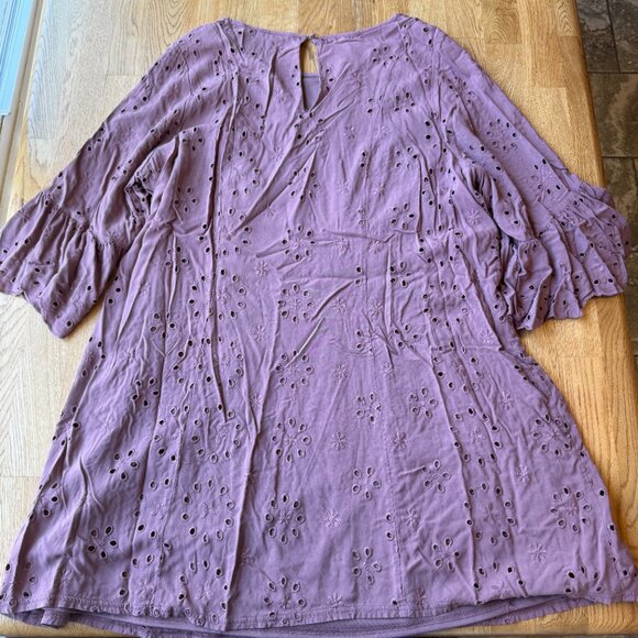 Torrid Mini Challis Eyelet Dress Rose Taupe Bell Sleeve Size 3X - Picture 8 of 11